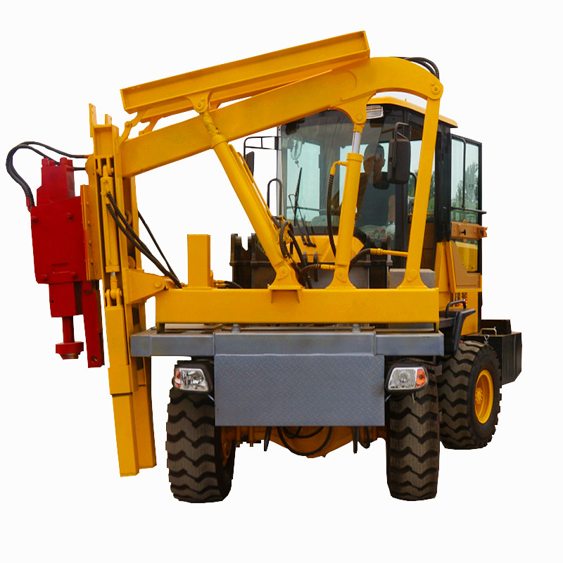 宏潤高速公路護(hù)欄打樁機(jī)工作前注意事項(xiàng)？